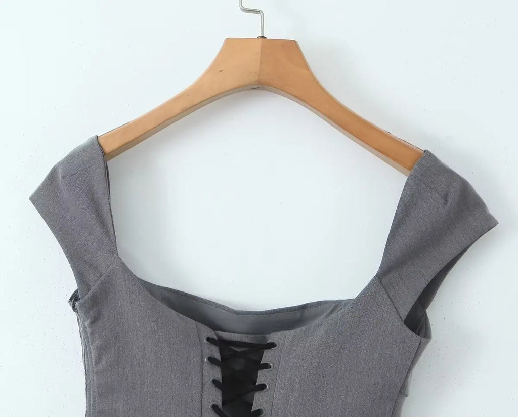 YENKYE Y2K Women Lace Up Bandage Back Gray Crop Top Short Sleeve Square Neck Ladies Sexy Chic Tops