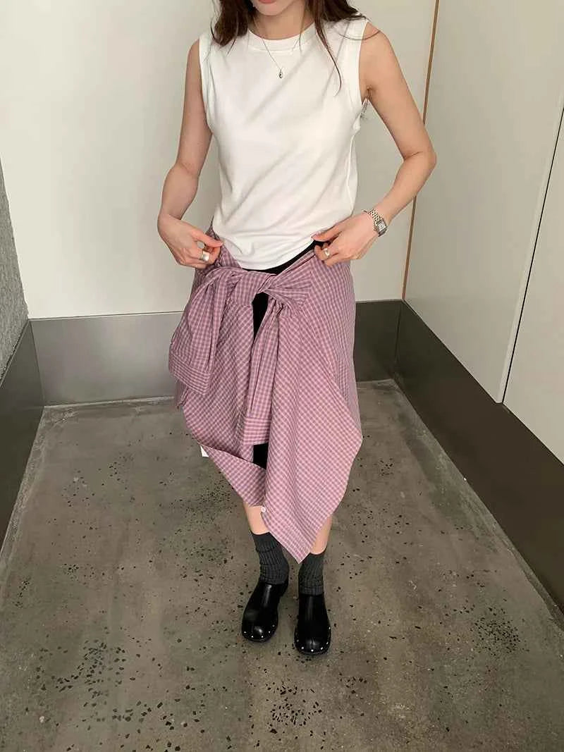 Spring women's casual solid color round neck slim fit vest