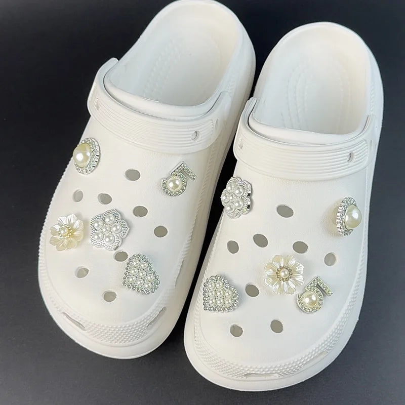 10PCS Fashion Shoe Charms Set Accessories Hole Shoe Buckle Summer Pearl Rhinestone Flower DIY Shoes Decorations for Sandals