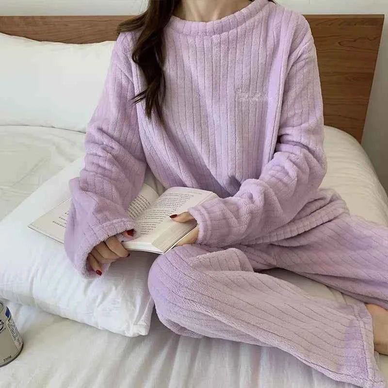 Winter Flannel Two-piece Loose Casual New O-neck Striped Coral Fleece Top Elastic Waist Pants sets Women's Pajamas Set Sleepwear
