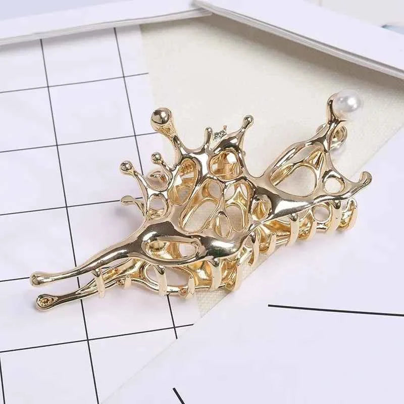 Y2k Geometric Claw Clips Women Large Metal Silver Color Korean Fashion Shark Hair Clips Grab Clamps Girls Hair Accessories