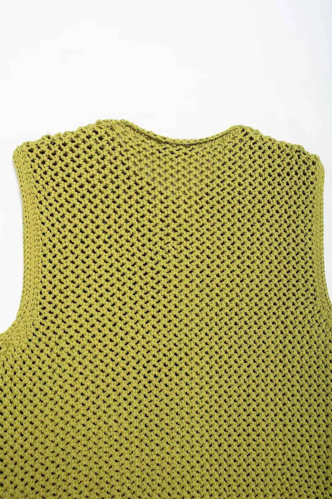 Women Fashion Sleeveless Coarse Needle Knitting Vest Sweater Female Chic Big Pockets Patch Buttons Cardigan Waistcoat Tops