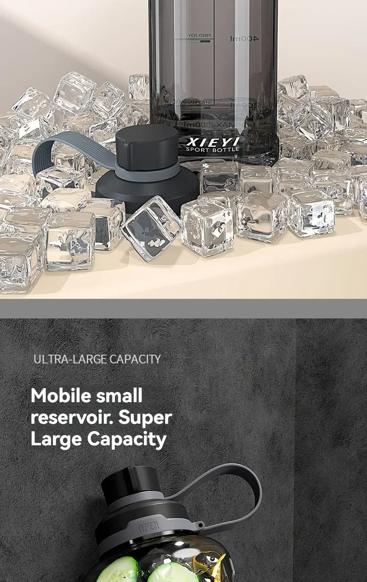 Large-capacity portable water bottle, made of high-transparency, drop-resistant PC material, with a leak-proof handle.