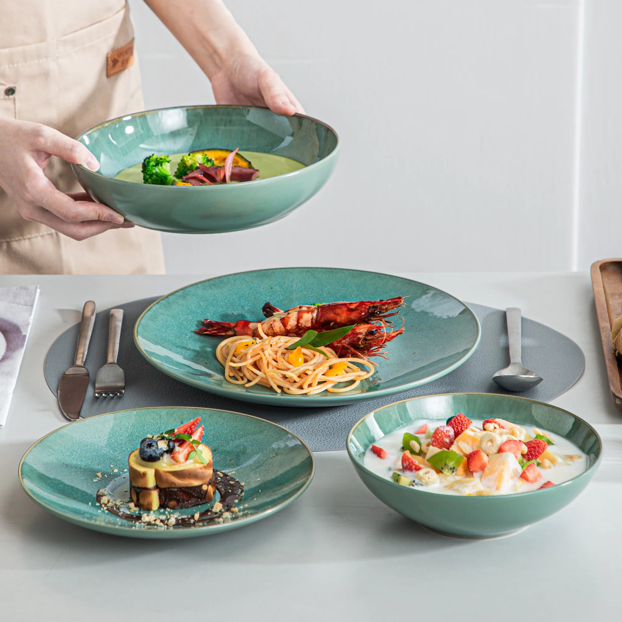 Vancasso KARST 16/32/48 Piece Green Embossed Stoneware Tableware Set with Dinner/Dessert Plate/Soup Bowl/Mug Service for 4/8/12