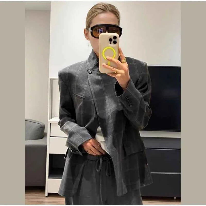 Irregular Plaid Blazer Jacket Women Fashion Stand Collar Full Sleeve Split Loose Short Jackets 2025 Lady Daily Commute Outwear
