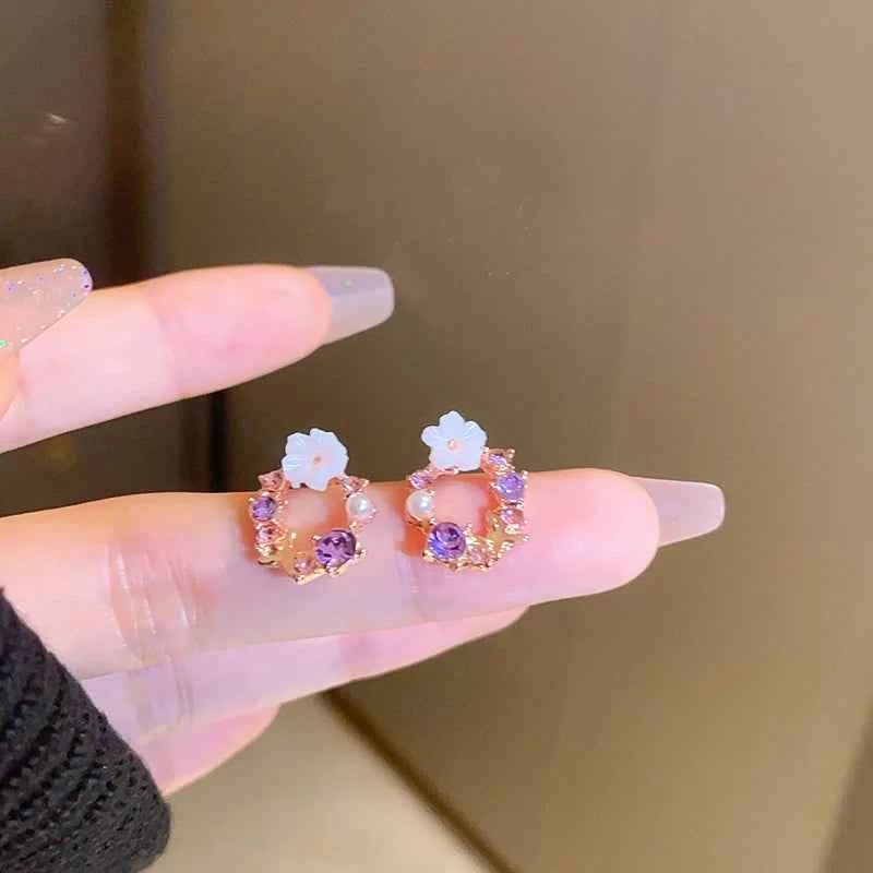 Green Flower Rhinestone Stud  Earrings For Women Sweet Delicate Fashion Personality Design Sense Commuter New Earring Wholesale