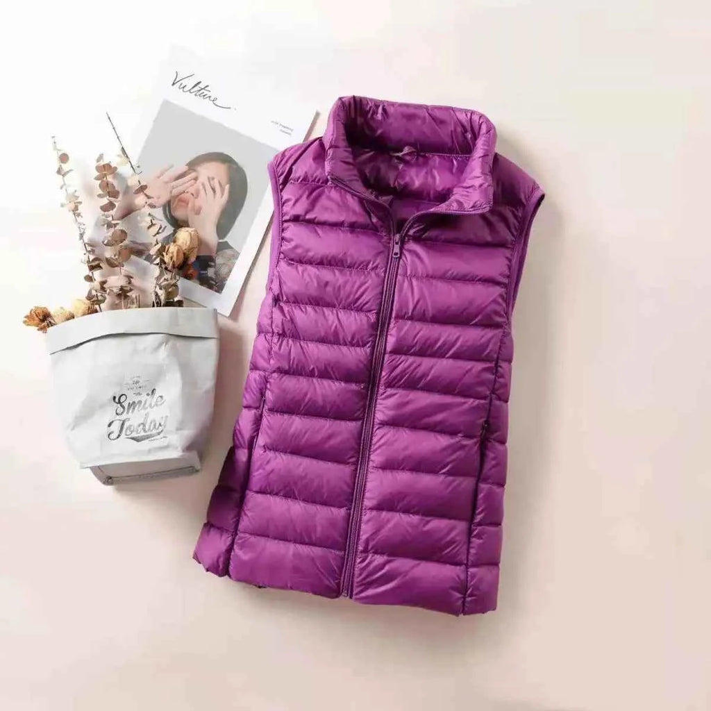 New 2026 Women Women Ultra Light Down Vests Slim Sleeveless Jacket Portable Girl Lightweight Windproof Waistcoat
