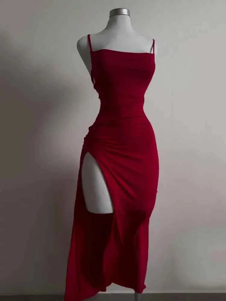 2025 explosive new dress summer high sensibility halter strap Spice Girl bag hip dress
