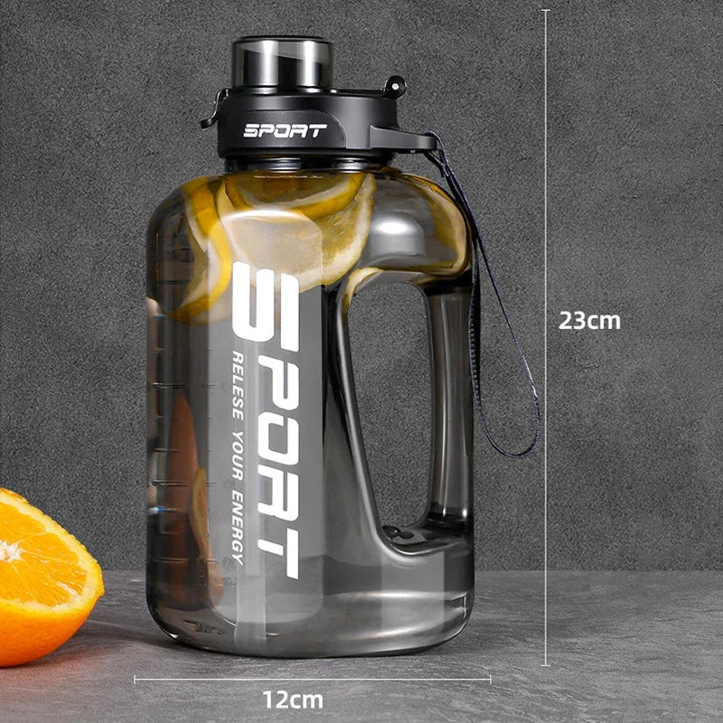 1.2L/1.7L Large Capacity Ton Bucket Water Bottle Large Belly Cup Fitness Sports Water Bottle Portable Plastic Space Cup