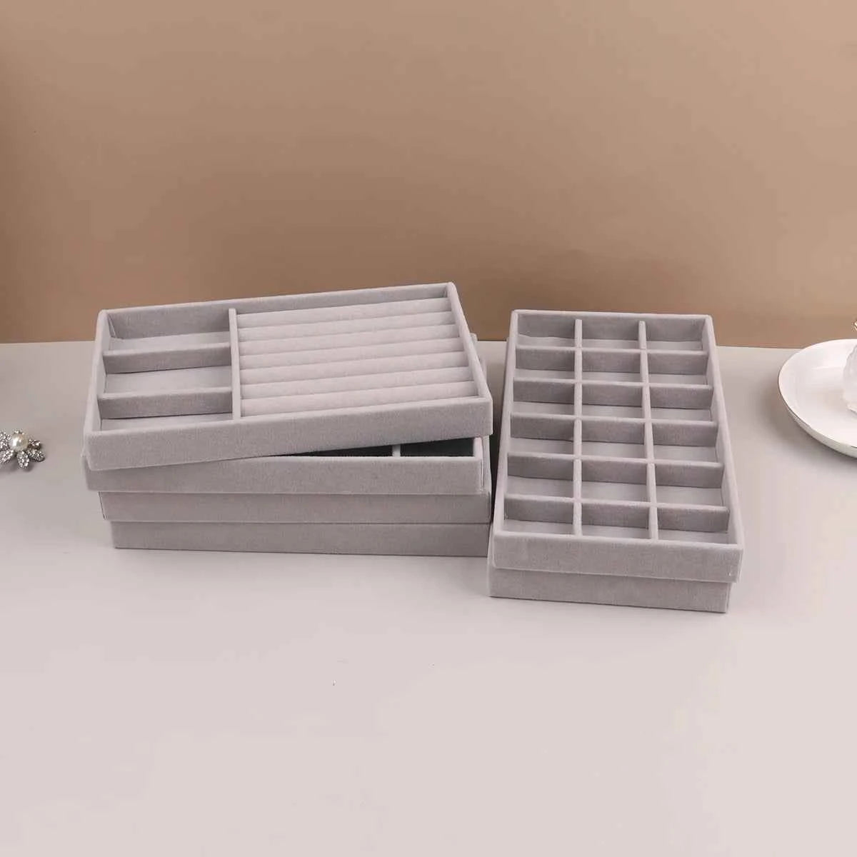 Velvet Jewelry Display Stackable Exquisite Jewellery Holder Portable Ring Earrings Necklace Organizer Box organizator de boys