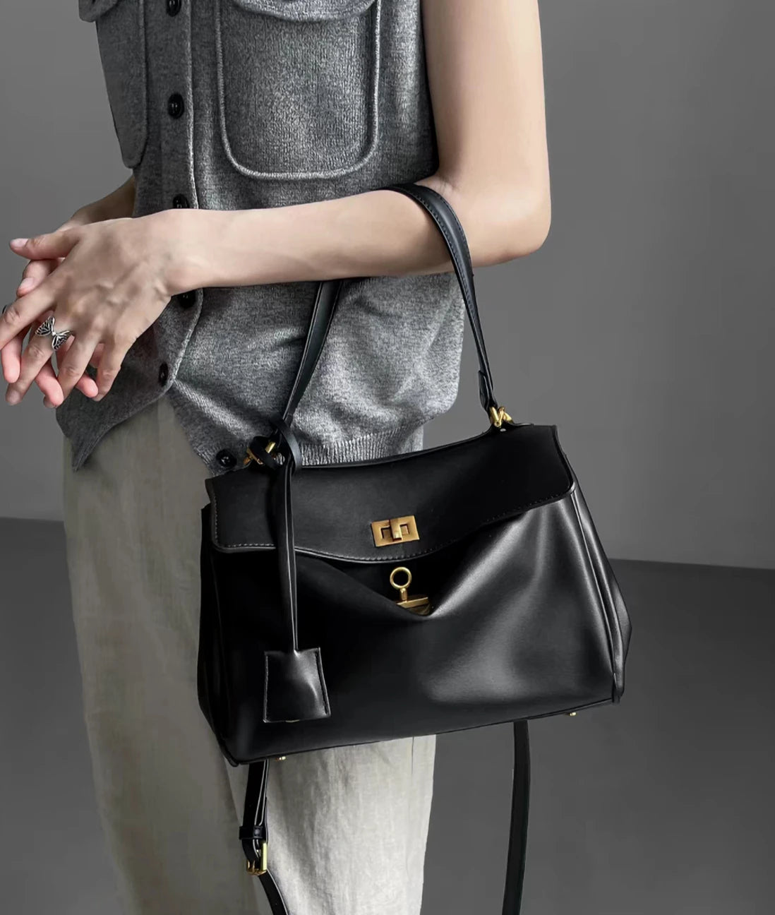 Fashion Large Capaci Platinum Bag Casual Crossbody oulder Bag for Women Faionable Underarm Bag Modern Neutral Sle New Style 2026