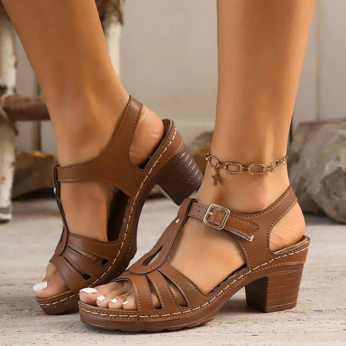 Women Slip on High Heels Sandals Summer Lightweight Chunky Platform Designer Shoes Women Comfortable Casual Beach Ankle Sandals