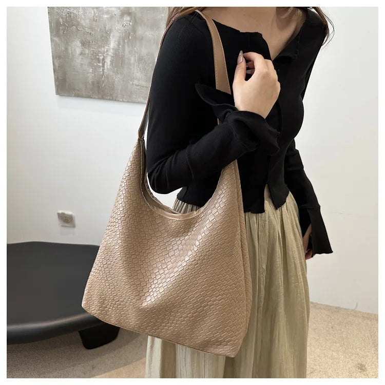 Women's Retro Artificial Leather Woven Pattern Shoulder Bag,Large Capacity Tote Bag,Casual Armpit Bag, Large Tote Bag,Daily Work