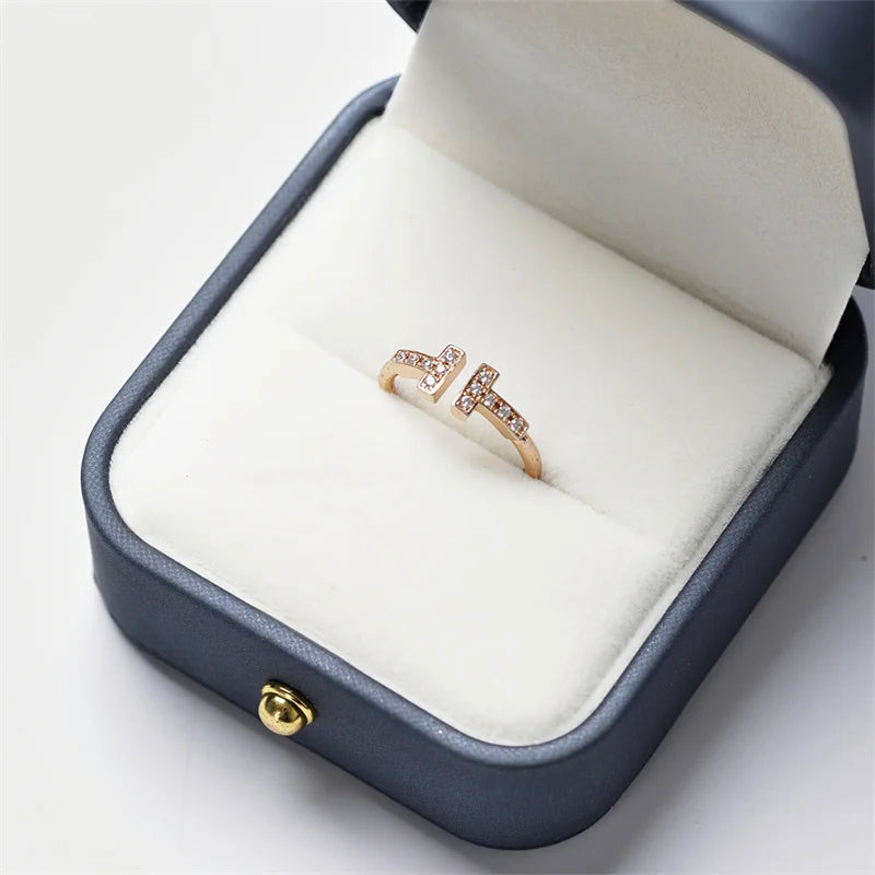 Oirlv Leather Jewelry Ring Box Jewelry Organizer Necklace Pendant Bracelet Long Chain Storage Box Packaging Gift Box for Wedding