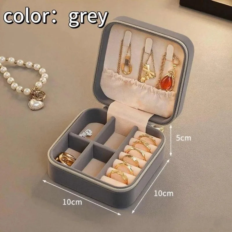 Portable Mini Jewelry Storage Box Travel Organizer Jewelry Case Leather Storage Earrings Necklace Ring Jewelry Organizer Display