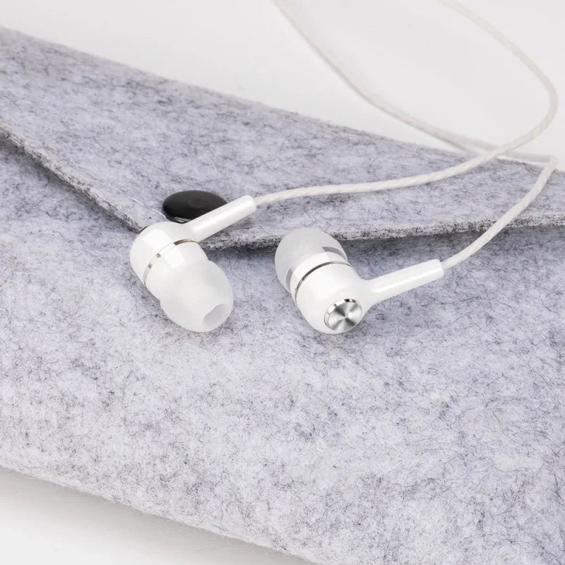 3.5mm In-Ear Wired Earphones With Mic – Heavy Bass