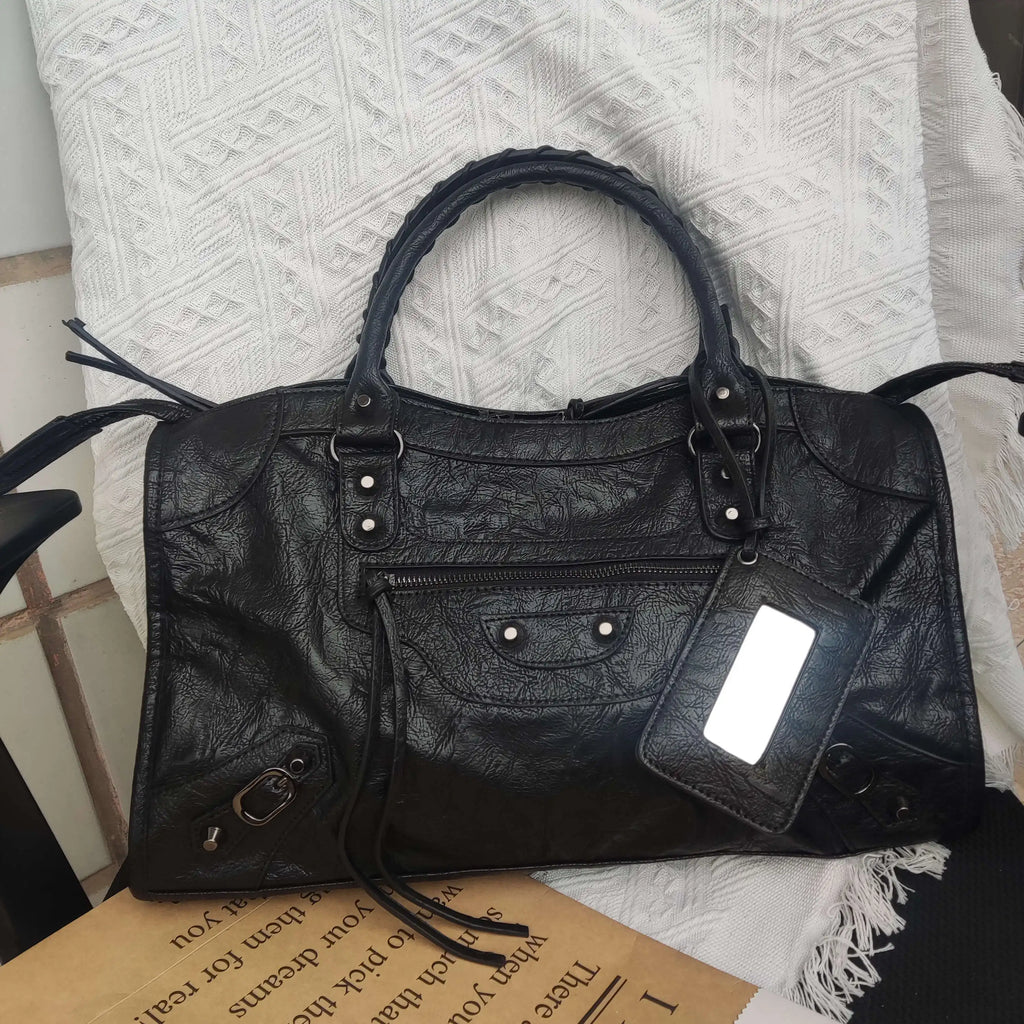 2026 Autumn and Winter Handbag Crossbody Large Capacity City Motorcycle Shoulder Bag Tote Bag for Women Luxury Designer