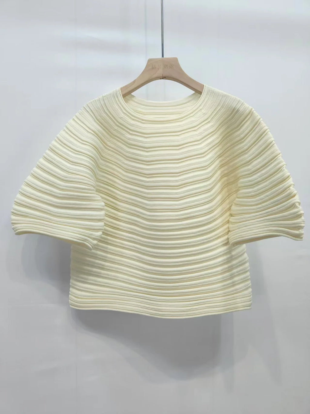 LANMREM Casual Pleated Texture Round Neck Half Sleeve Thick Wome's T-shirt Chic New Knitwear Fashion Pullover Top Chic 2DB5036