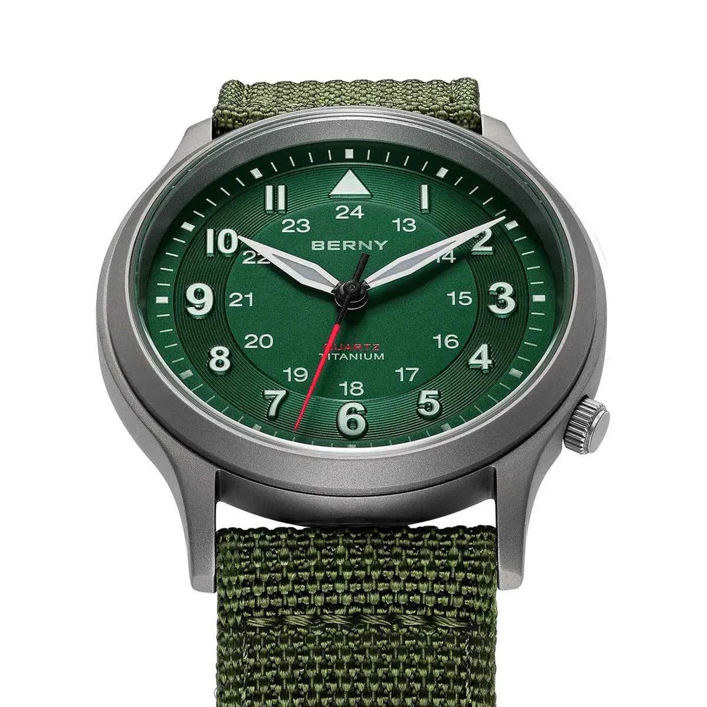 BERNY Titanium Watches for Men Super Luminous Sapphire Field Men's Watch Outdoor Quartz Wristwatch Lightweight 5ATM