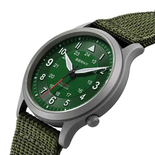 BERNY Titanium Watches for Men Super Luminous Sapphire Field Men's Watch Outdoor Quartz Wristwatch Lightweight 5ATM