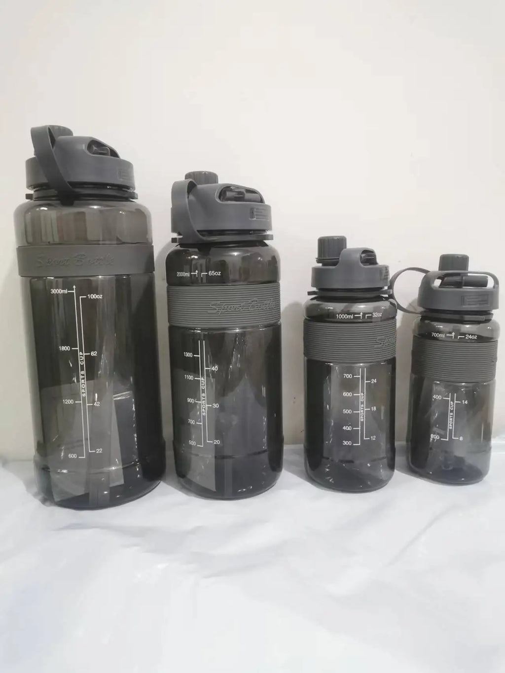 0.7-3L Sports Water Bottle Outdoor Portable Drink Bottle with Handle Drinking Utensils for Man Woman Large Capacity Water Cup