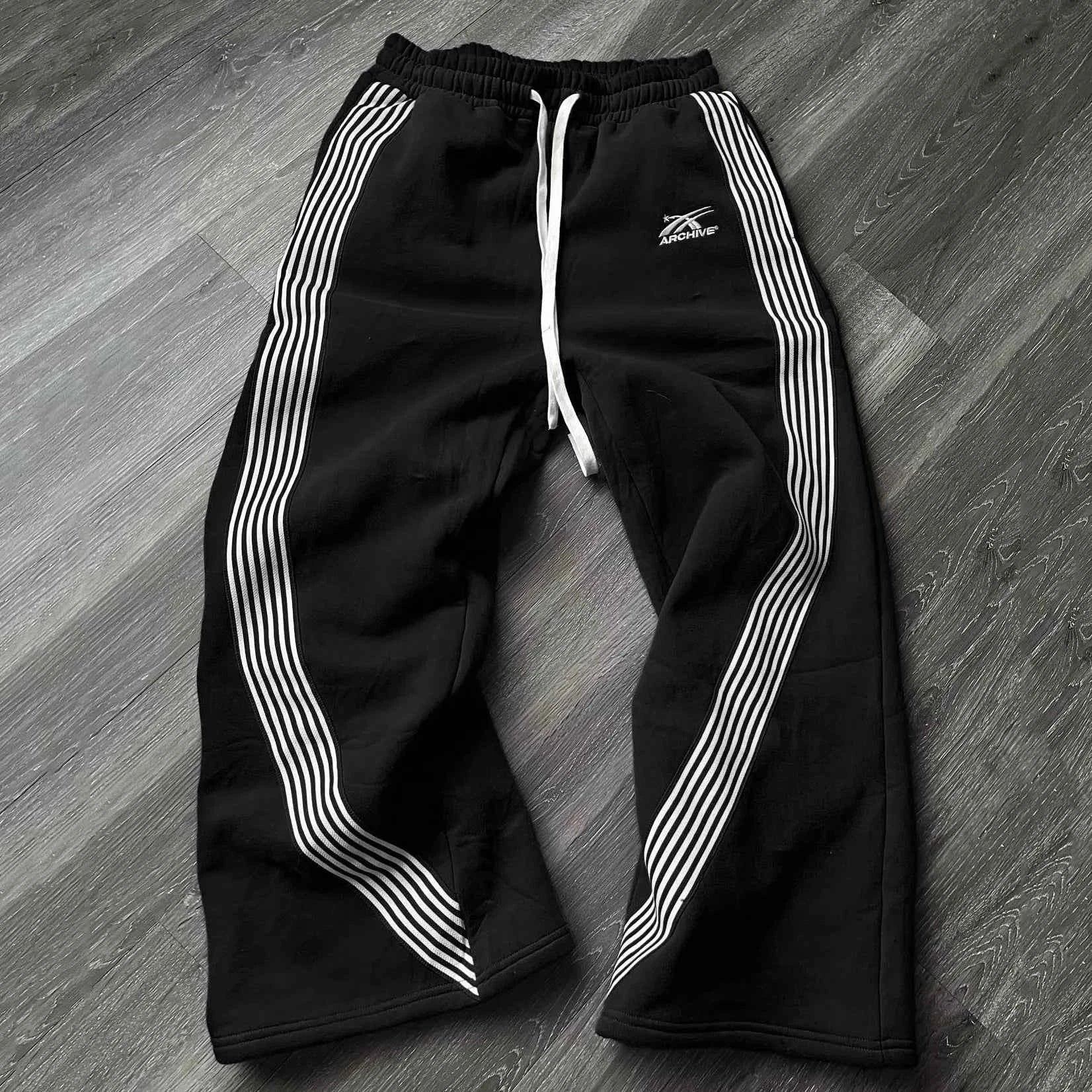 Y2K Retro Straight Pants Tracksuit Streetwear Pants Personalized Pant Leg Zipper Embroidery  Hip Hop Casual Joggers Men Pants