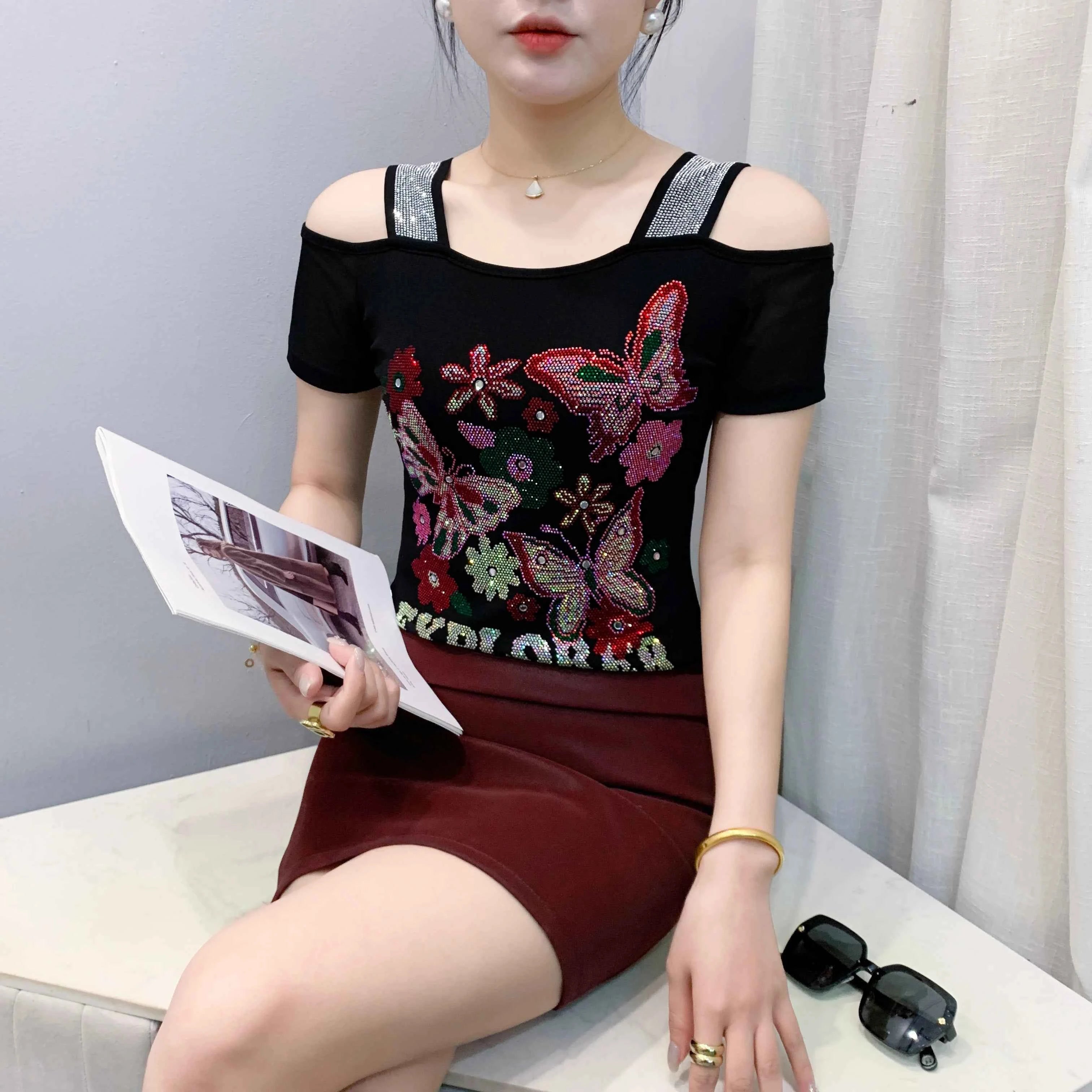New Arrival Summer European Clothes Women's T-Shirts Chic Luxury Butterfly Hot Diamonds Tees Sexy Girl Slim Streetwear Tops