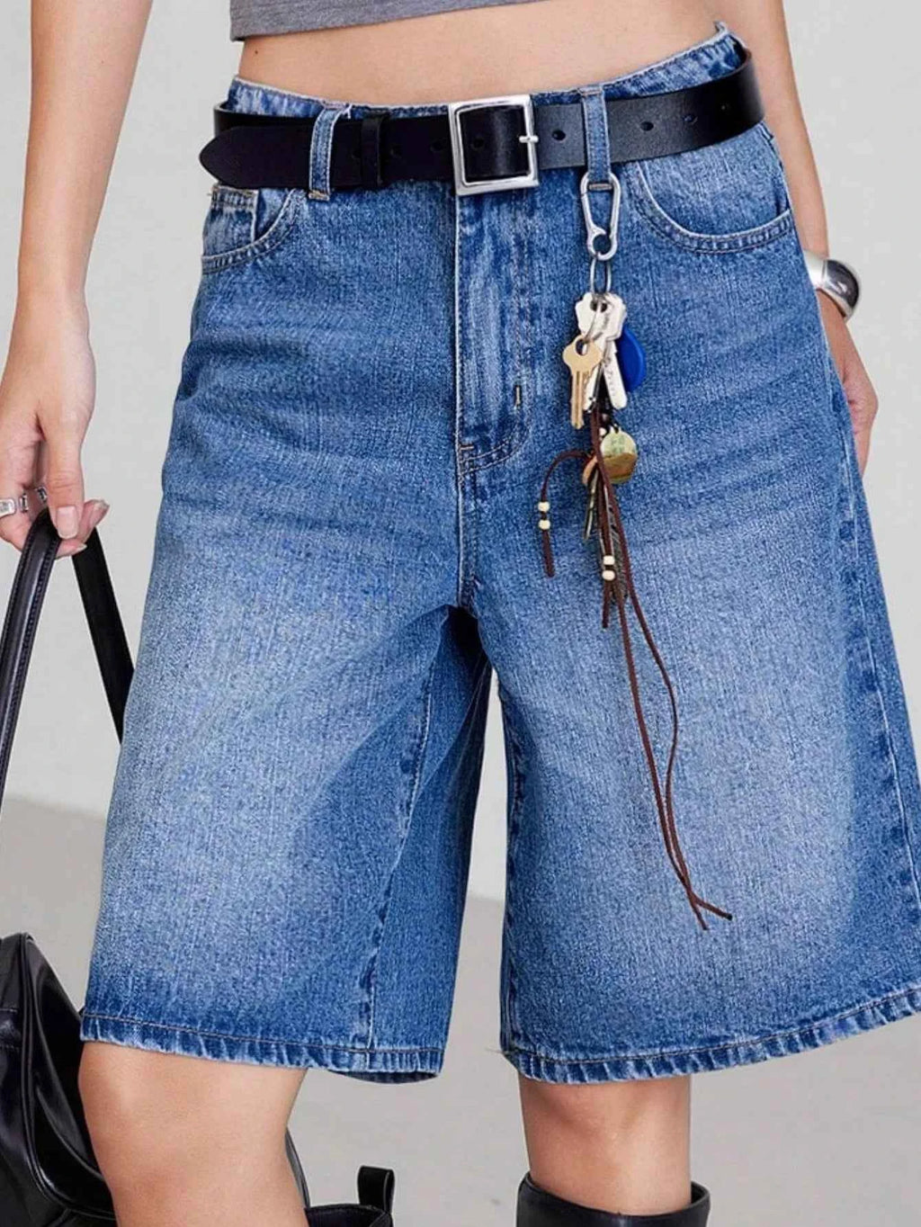 American Retro Style Five-Piece Denim Shorts for Women - Summer Spring 2025 Collection - High-Waisted  Loose-Fitting  Slimming