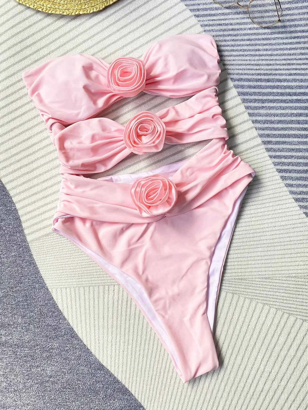 2026 New Sexy White 3D Flower Solid Two Piece Push Up Bikini Set Luxury Swimwear Women Swimsuit Beachwear Summer Bathing Suit