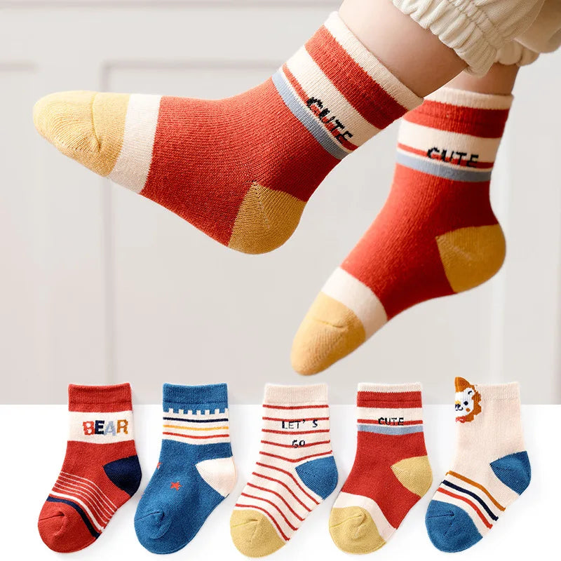 5 Pairs of Cute Cartoon Ankle Socks With Warm and Durable Stripes Designed for Comfortable Fall and Winter Wear