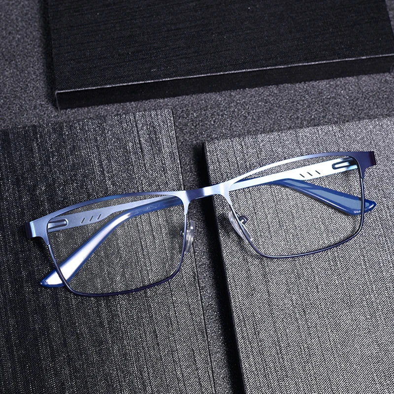 High Quality Stainless steel Reading Glasses Men Women Fashion Presbyopic Eyeglasses Business Hyperopia Anti Blue Light Eyewear1