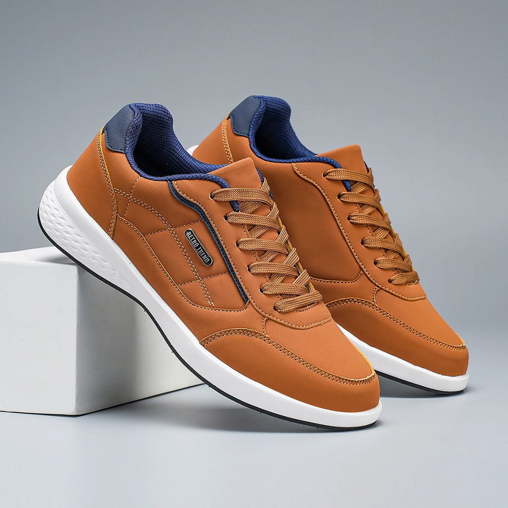 New Breathable Leather Men Shoes Lightweight Comfortable Men Sneakers Fashions Lace Up Casual Shoes Flat Shoes Zapatillas Hombre