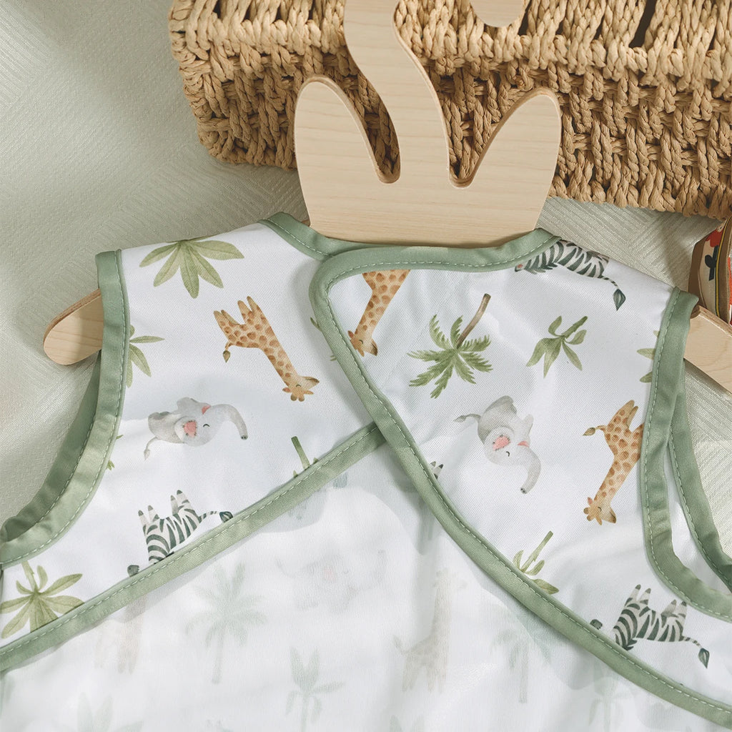 Elinfant waterproof magic tape baby feeding bibs, multifunctional breathable baby saliva towel burp cloth