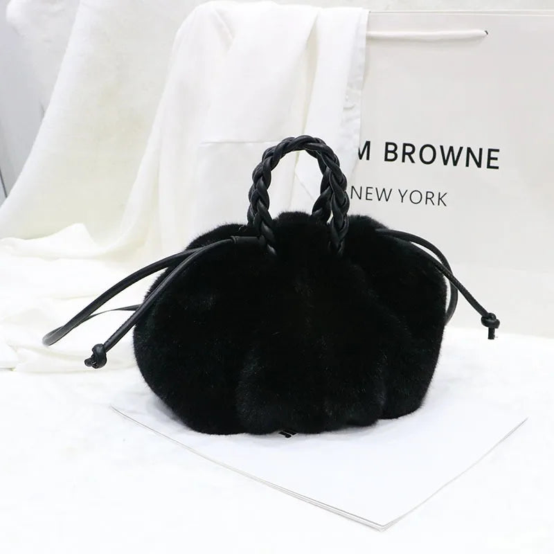 Autumn and winter versatile simple solid color portable hair bag women's autumn and winter new pleated cloud bag high-end plush