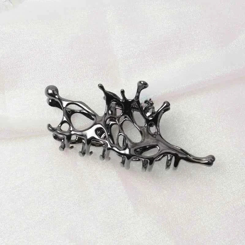 Y2k Geometric Claw Clips Women Large Metal Silver Color Korean Fashion Shark Hair Clips Grab Clamps Girls Hair Accessories