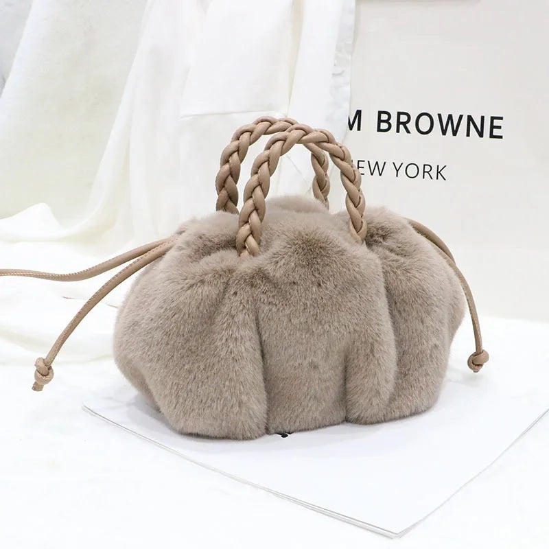 Autumn and winter versatile simple solid color portable hair bag women's autumn and winter new pleated cloud bag high-end plush
