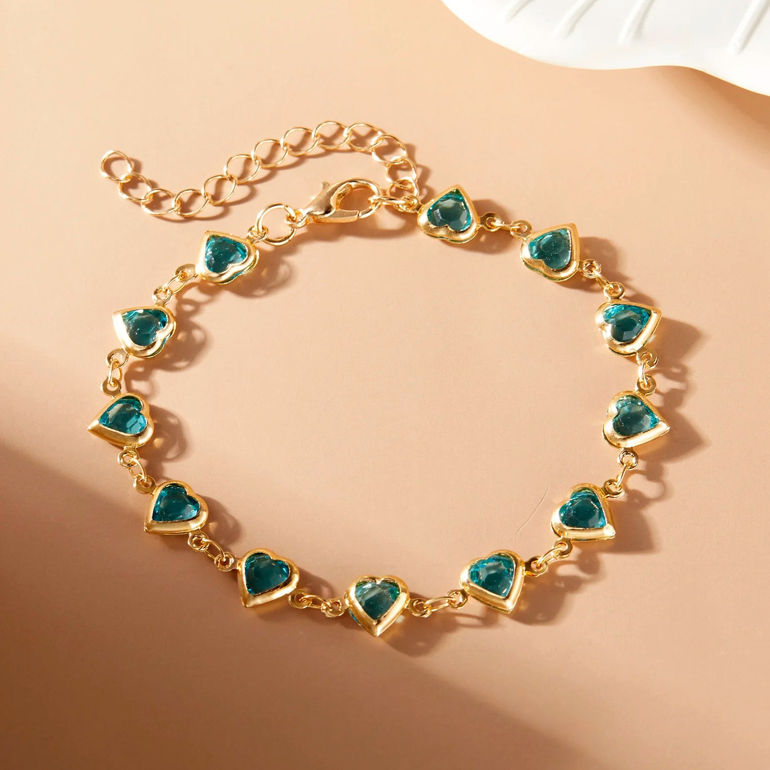 Elegant Red Crystal Zircon Metal Chain Bracelets for Women Colorful Heart Bracelets Party Wedding Wrist Charms Jewelry Gift