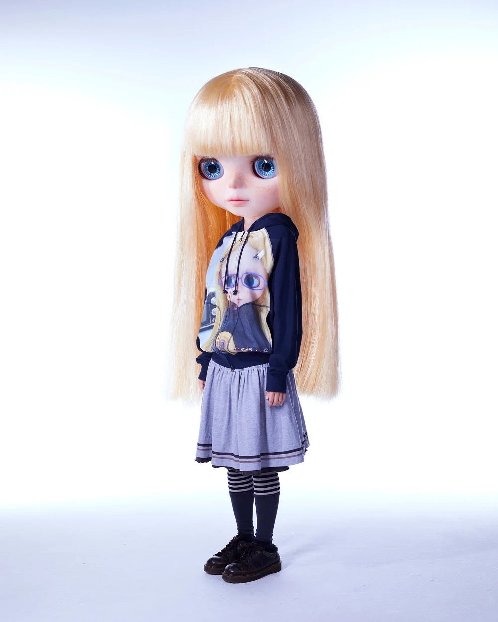 COY Big eye doll digital print hooded open jacket hoodie design sense coat