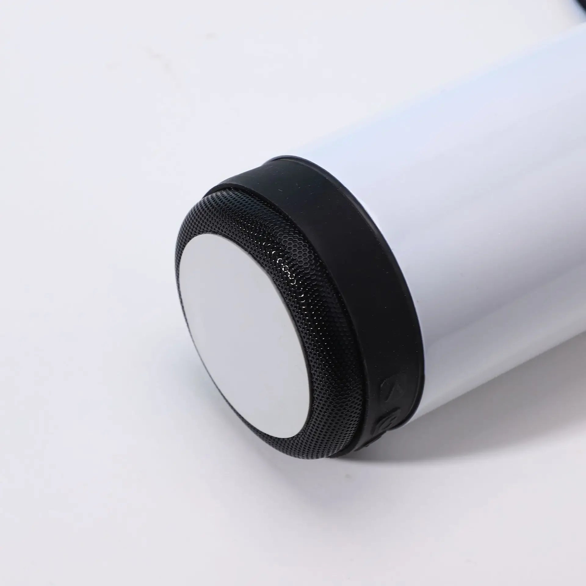 Music Speaker Tumbler with Straw and Lid 20oz Skinny Double Wall Stainless Steel Music Cup with Detachable LED Bluetooth Speaker