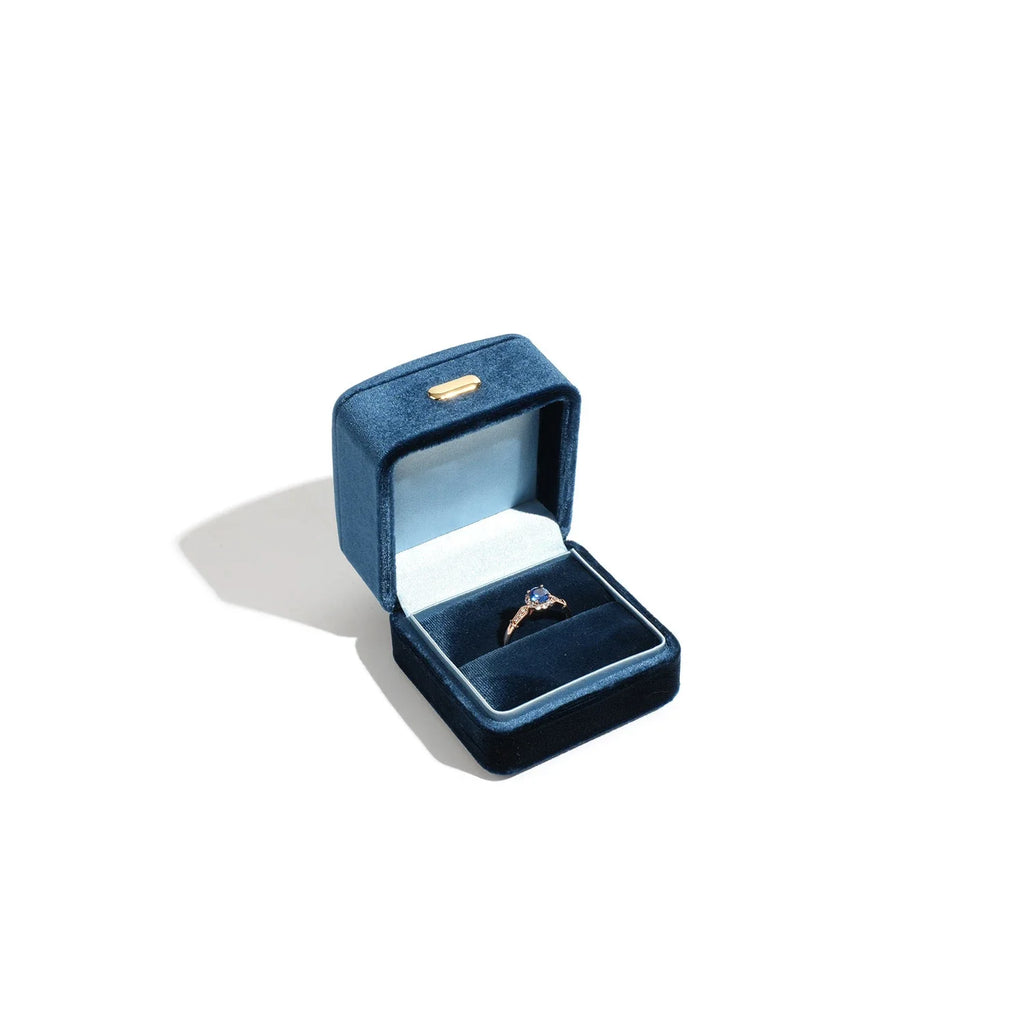 High Grade Retro Velvet Jewelry Organizer Box Ring Earrings Bracelet Necklace Storage Gift Jewelry Packaging Case