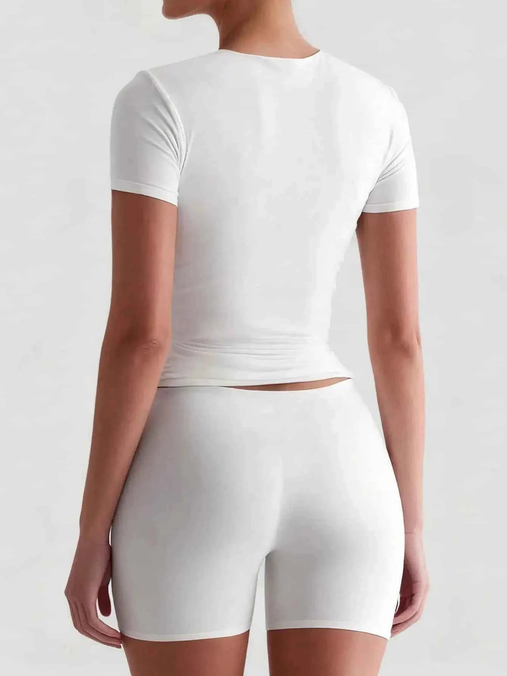 Women's White Solid Round Neck Short Sleeve Fitted T-Shirt for Summer Casual Wear