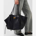 Fashion Large Capacity Trapeze Bag Designer Chic Lock Women Shoulder Bags Luxury Pu Leather Handbags Trend Underarm Bag 2025