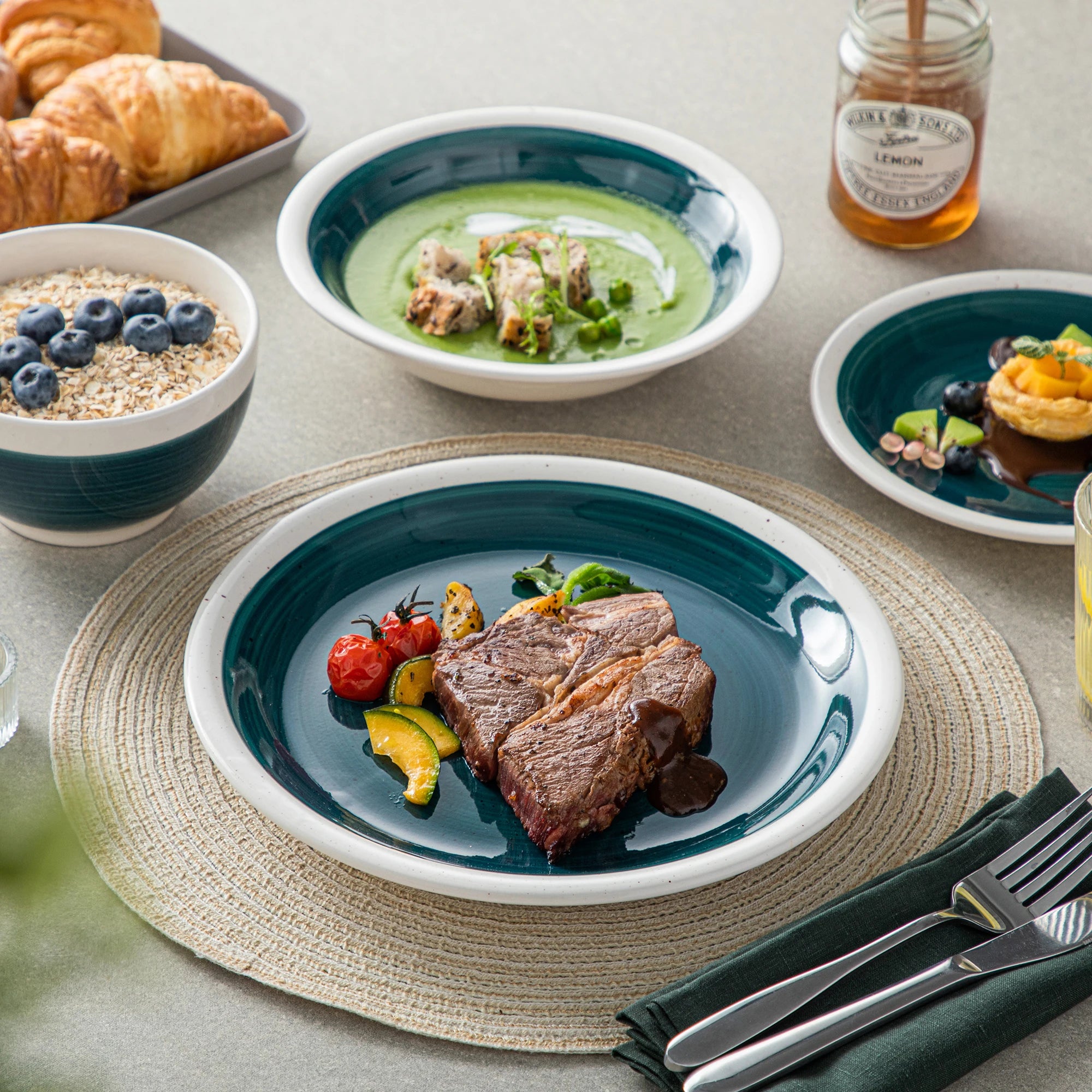 VANCASSO ORI 16/32 Piece  Stoneware Tableware Set with Dinner/Dessert Plate Cereal/Pasta Bowl  for 4/8 person 4 color Optional