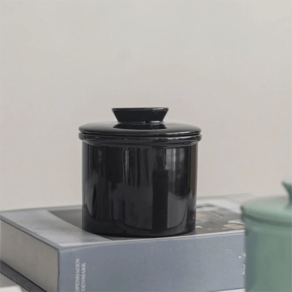 Kitchen Gadgets Ceramic French Butter Crock with Lid Solid Color Butter Cup Sealed Household Butter Jar Cheese