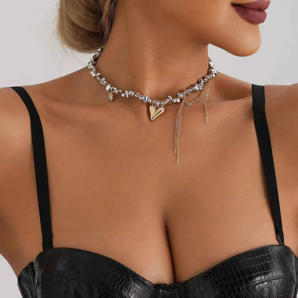 Y2K Heart Beaded Necklace Women Boho Crystal Class Gravel Clavicle Chain Cool Y2K Choker Exquisite Fashion Jewelry