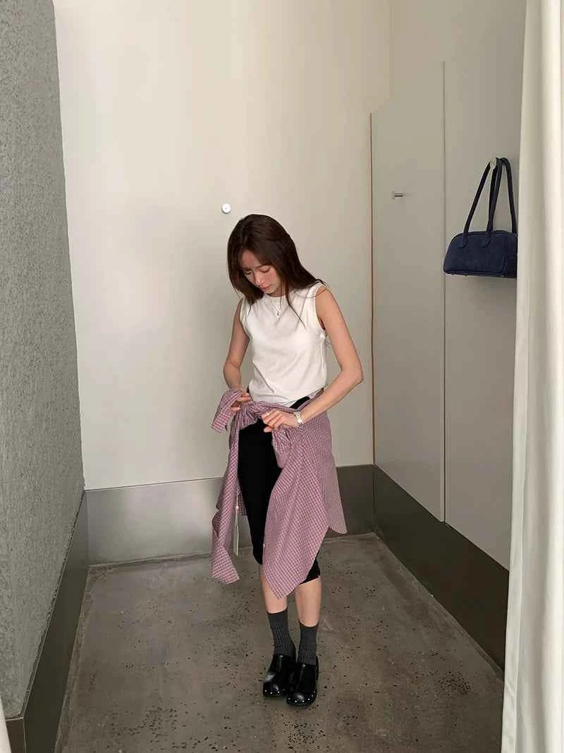 Spring women's casual solid color round neck slim fit vest