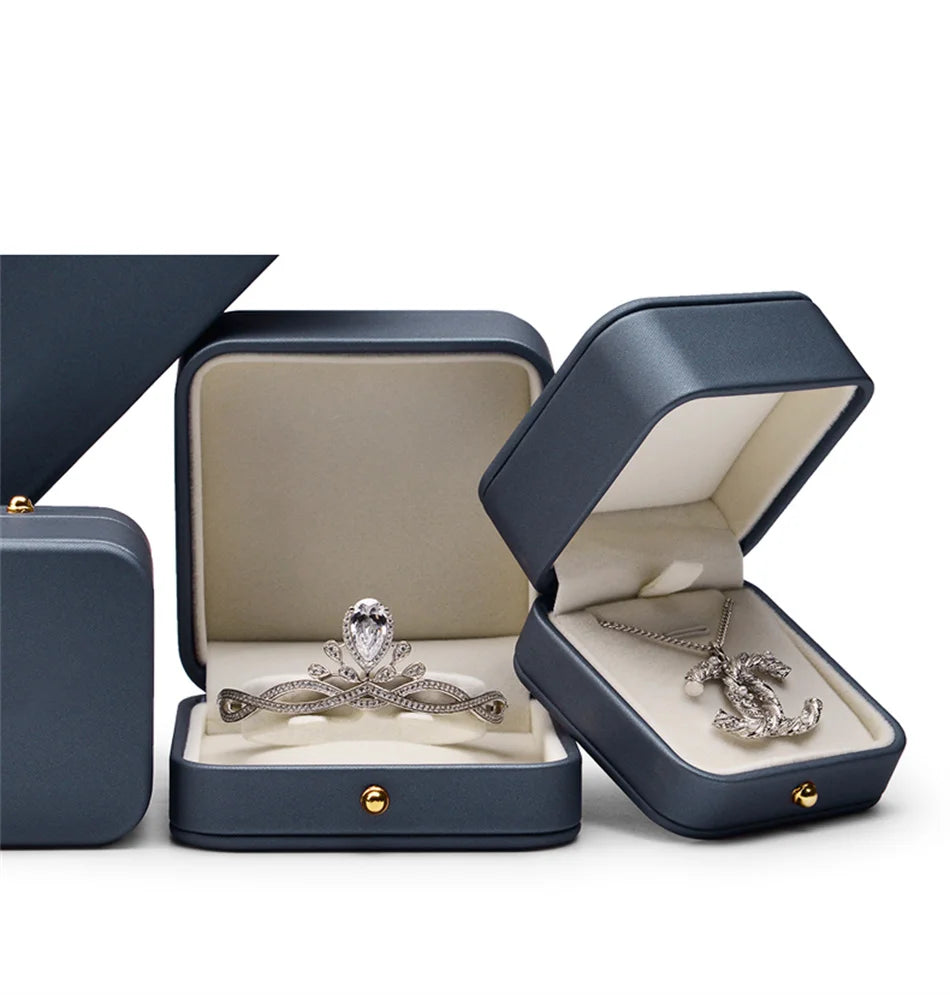 Oirlv Leather Jewelry Ring Box Jewelry Organizer Necklace Pendant Bracelet Long Chain Storage Box Packaging Gift Box for Wedding