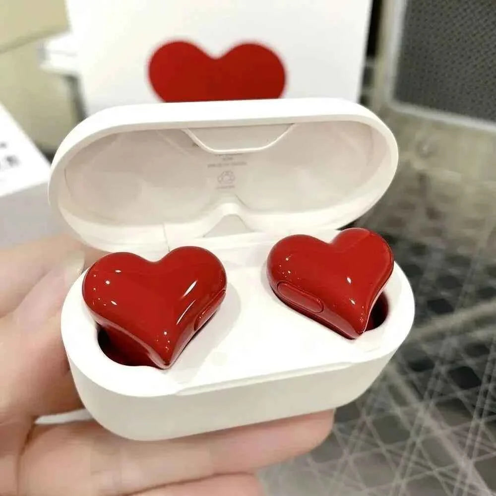 Heart Buds TWS Earbuds for Girls Pink Bluetooth 5.1 20H Playtime with Charging Case Lightweight Gift for Women Gaming Students