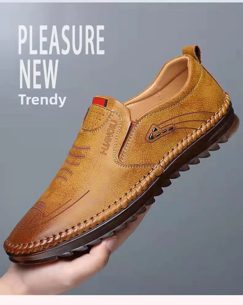 Fashionable Soft Leather Men's Shoes Wear-Resistant Bean Bean Shoes Breathable round Toe Flat Heel Casual Shoes for Spring
