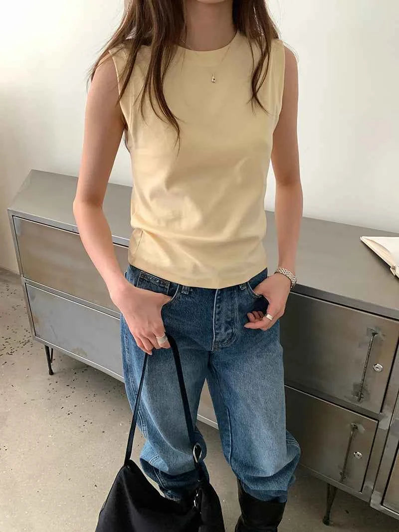 Spring women's casual solid color round neck slim fit vest